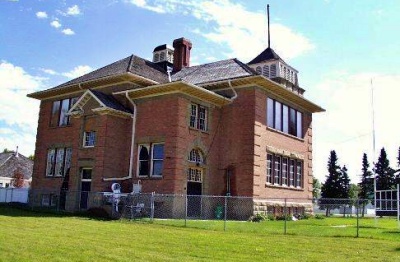 Photo courtesy Alberta Culture and Community Spirit, Historic Resources Management, 1999